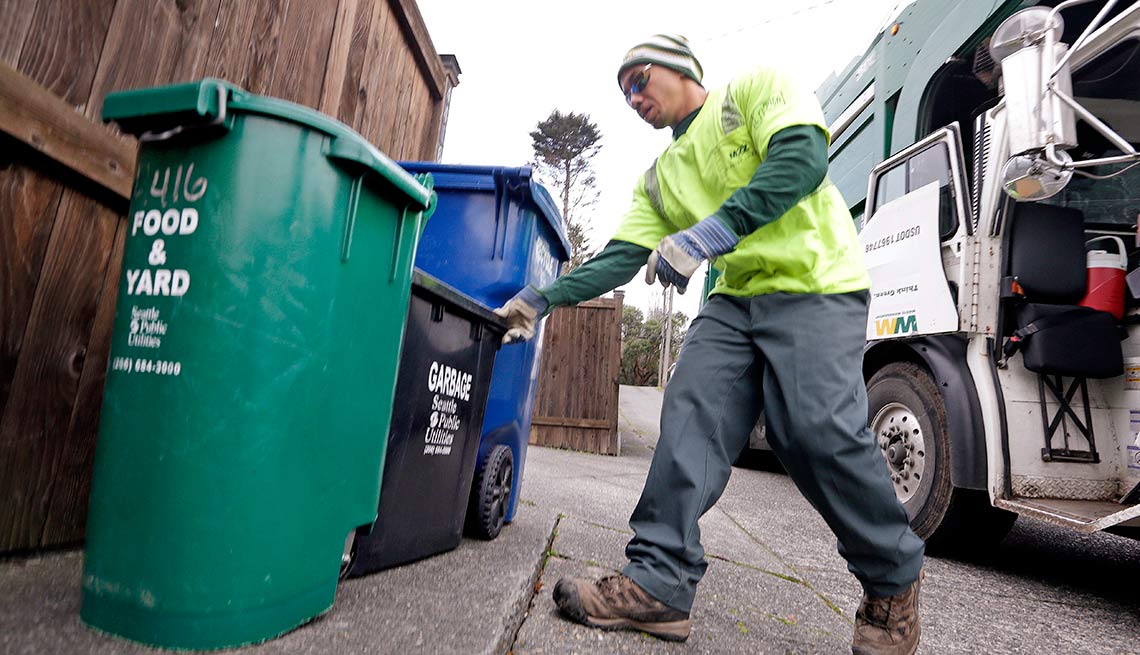 Seattle, encourage recycling, composting, That's Outrageous