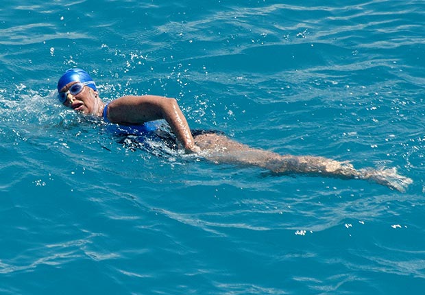 Diana Nyad swims from Cuba-Swim to Florida (AP)