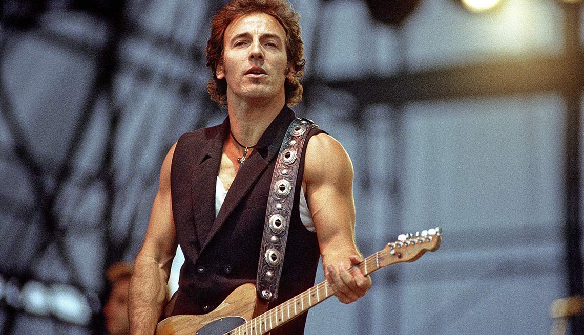 American Bruce Springsteen performs in East Berlin, July 1988, 25th anniversary, Fall of the Berlin Wall 