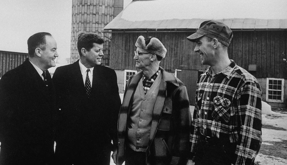 Minnesota senator Hubert H. Humphrey (far left) and John F. Kennedy competed against one another during the Democratic primaries. 