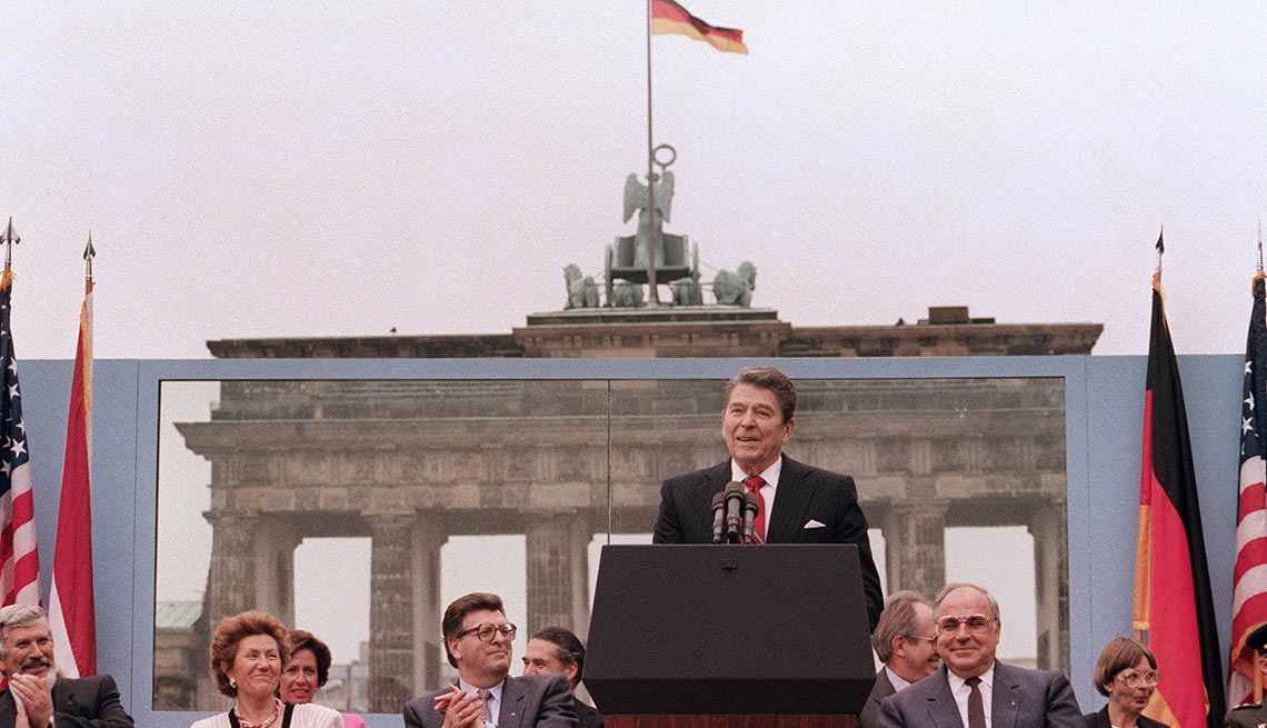 Ronald Reagan, 'Tear down this wall!' speech
