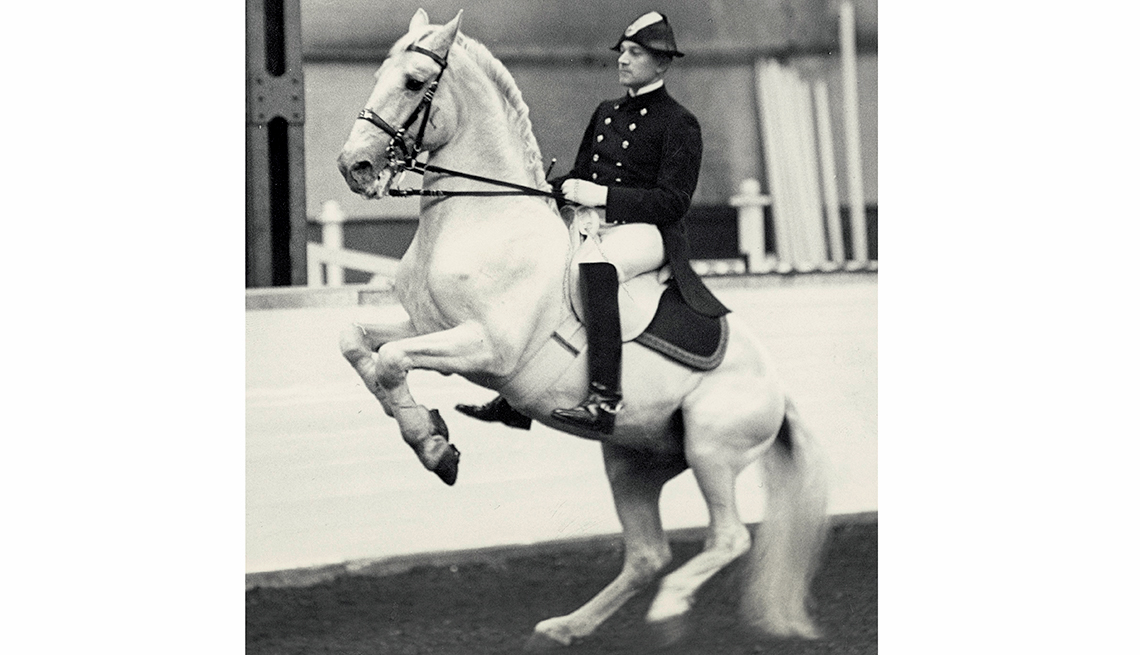 10 Great Older Olympians Who Went for the Gold - Arthur von Pongracz, equestrian