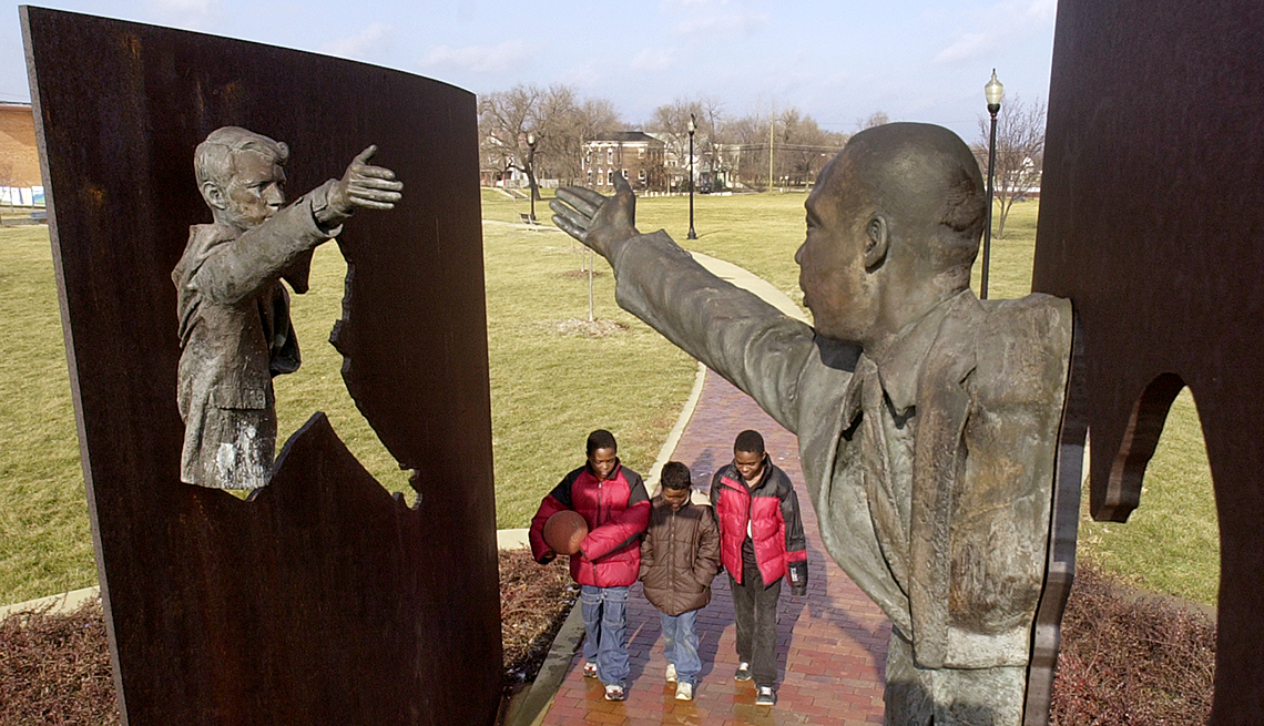 item 5 of Gallery image - Martin Luther King Jr. Memorial in Indianapolis, Ind.
