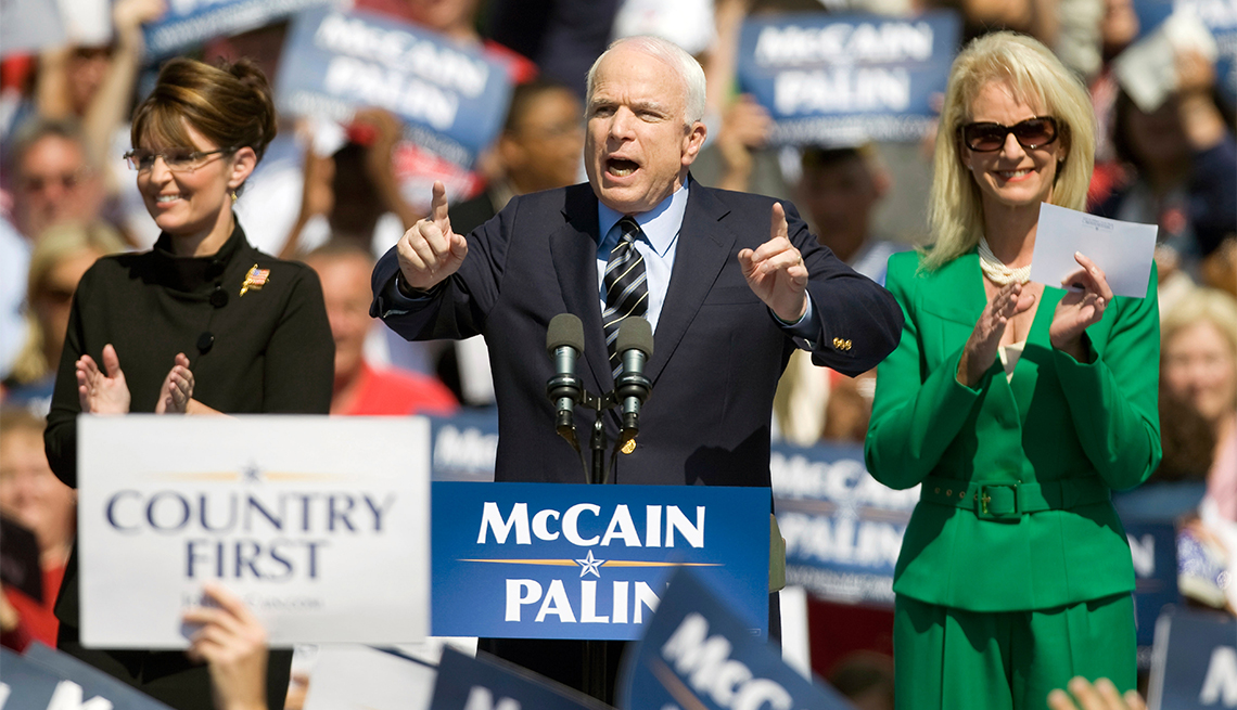 Sarah Palin, John McCain and wife Cindy McCain 2008 presidential election