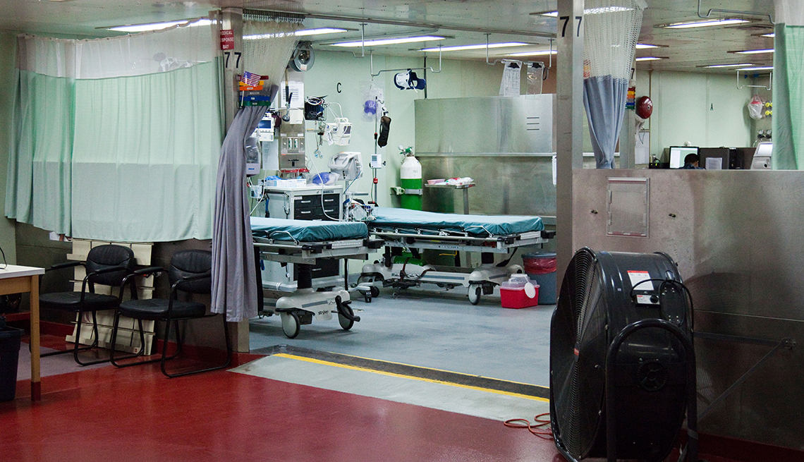 item 7 of Gallery image - An empty hospital room