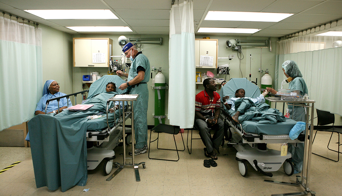item 3 of Gallery image - Doctors are working on patients in a hospital