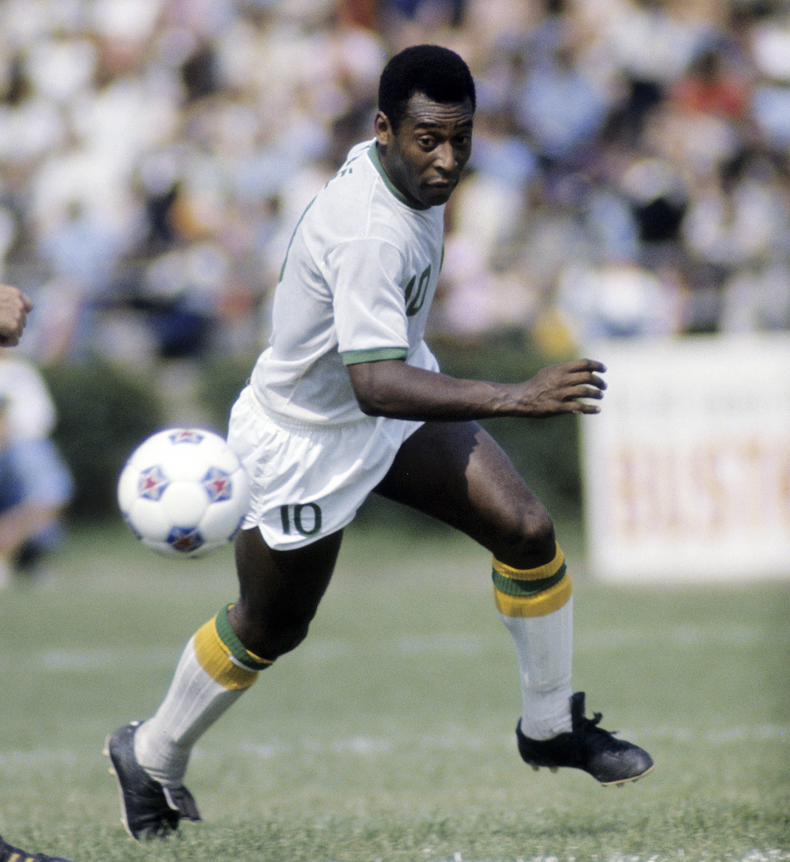 Pelé jugando en el Cosmos de Nueva York