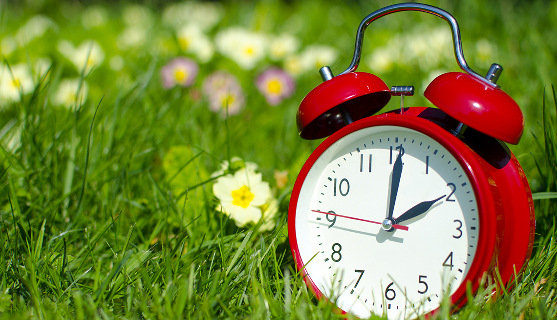 8 Surprising Facts About Daylight Saving Time