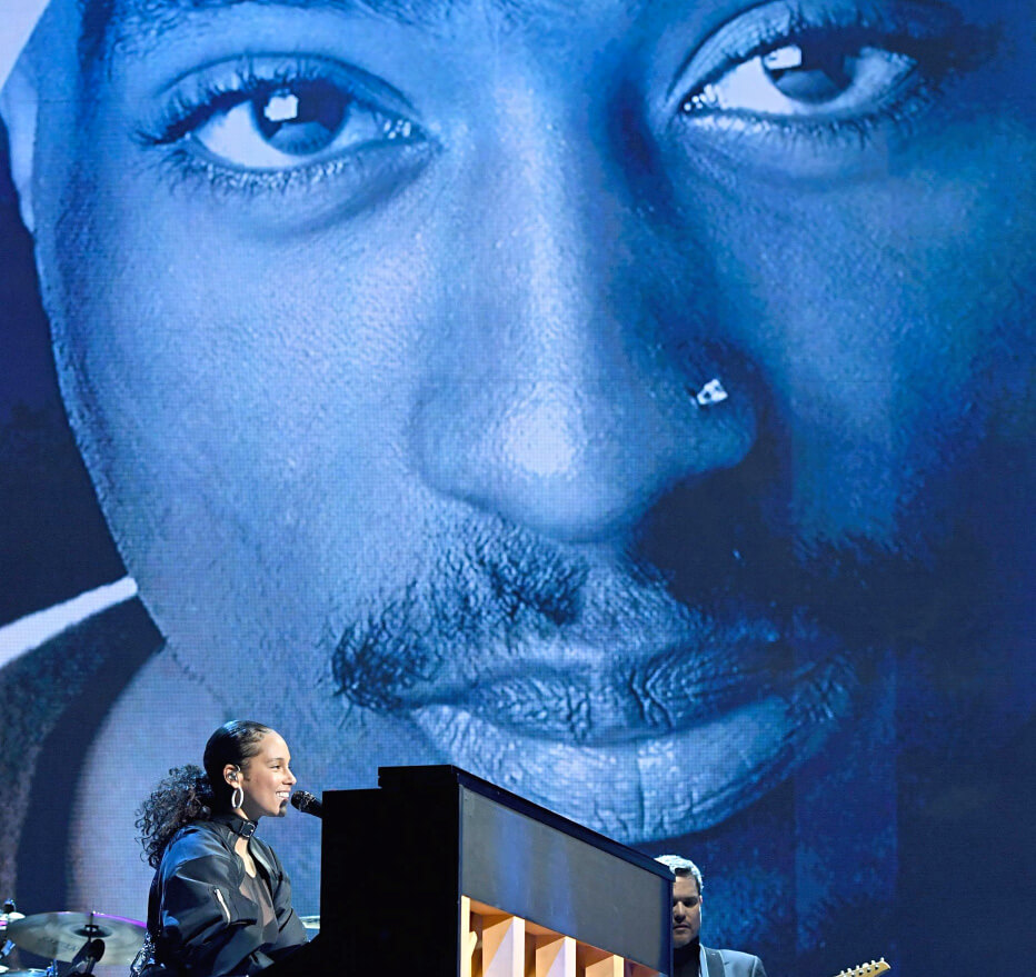 Photo of Tupac Shakur in 2017