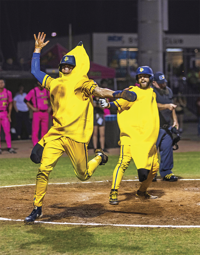 Image of comedic sports teams Savannah Bananas 