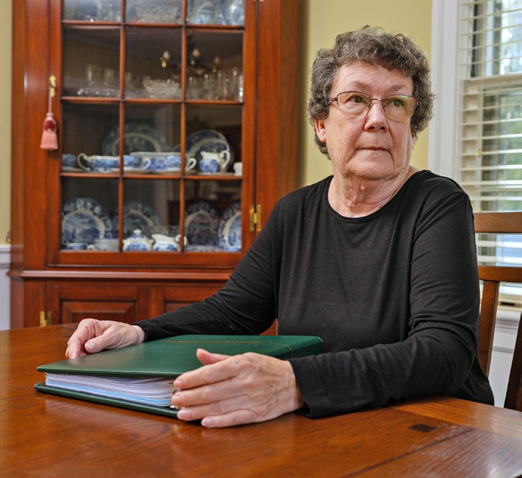 Photo portrait of Carol Kuhnley