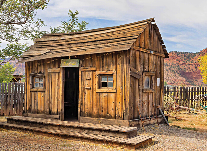 Photo of movie set cabin in Kanab