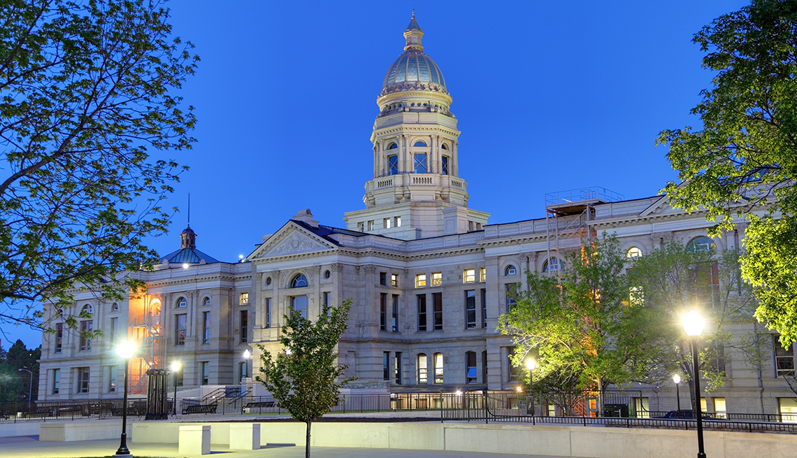 Wyoming state capitol building at night
