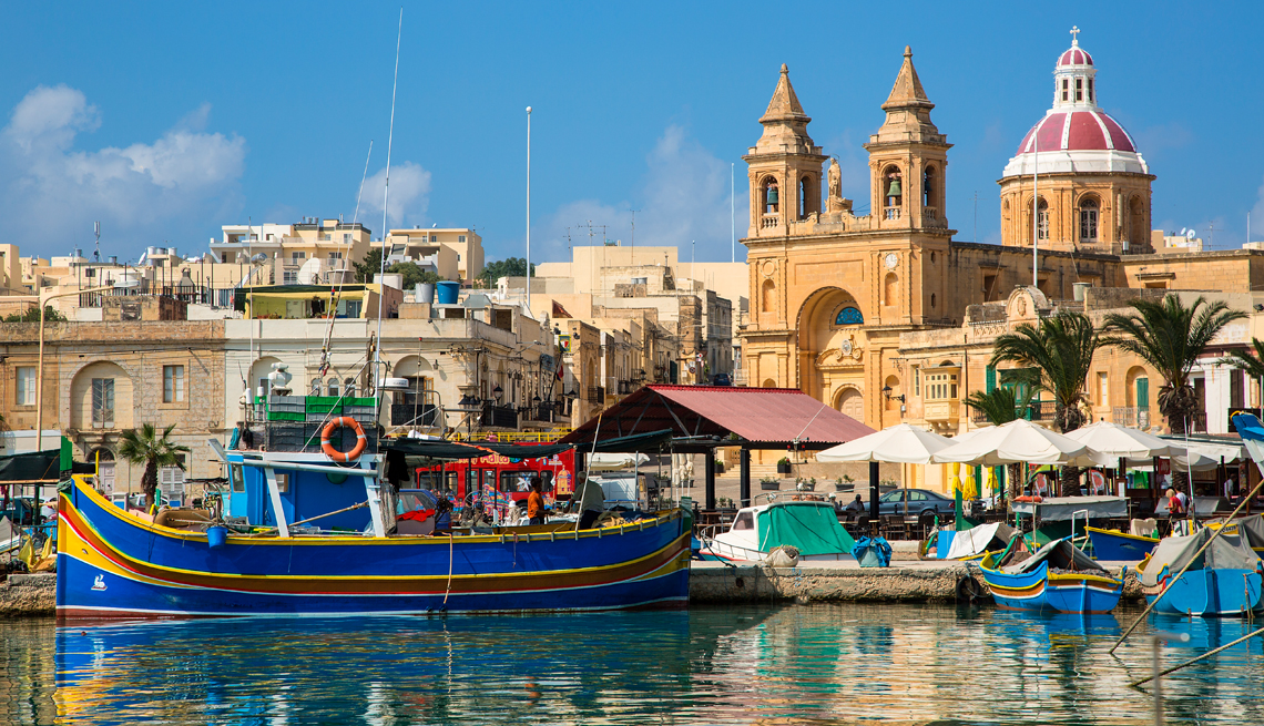 Barcos pesqueros en Marsaxlokk, Malta.