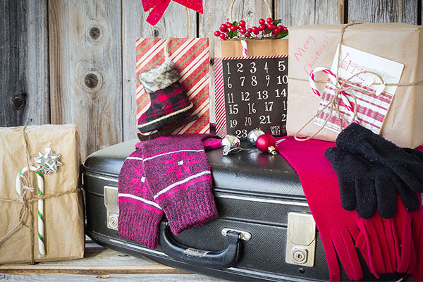 600x400-holiday-gifts-luggage.jpg