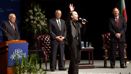 Lee Greenwood sings Proud to be an American at the 20th anniversary of the Persian Gulf War