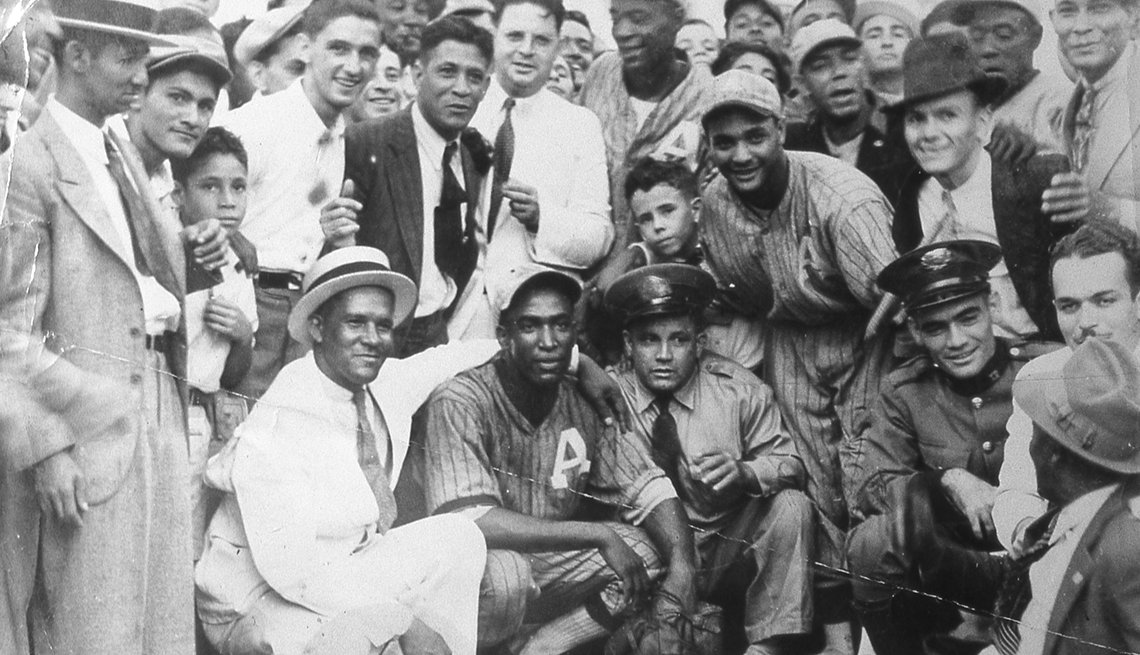 Latino Baseball Players in Major League History Photo Gallery — AARP VIVA