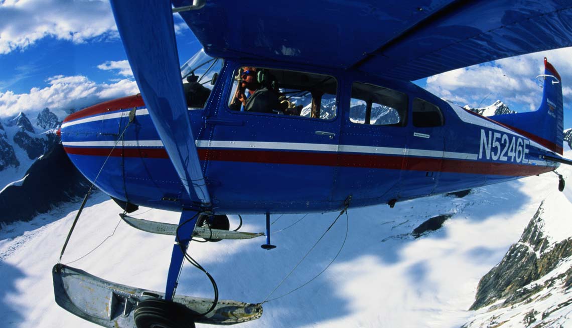 Aeroplano sobre el parque Denali - Experiencias increíbles en los parques nacionales