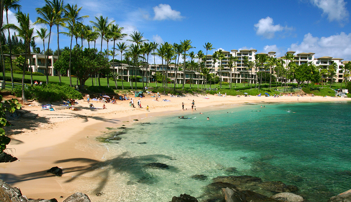 item 8 of Gallery image - Perspectiva del hotel Maui Resort