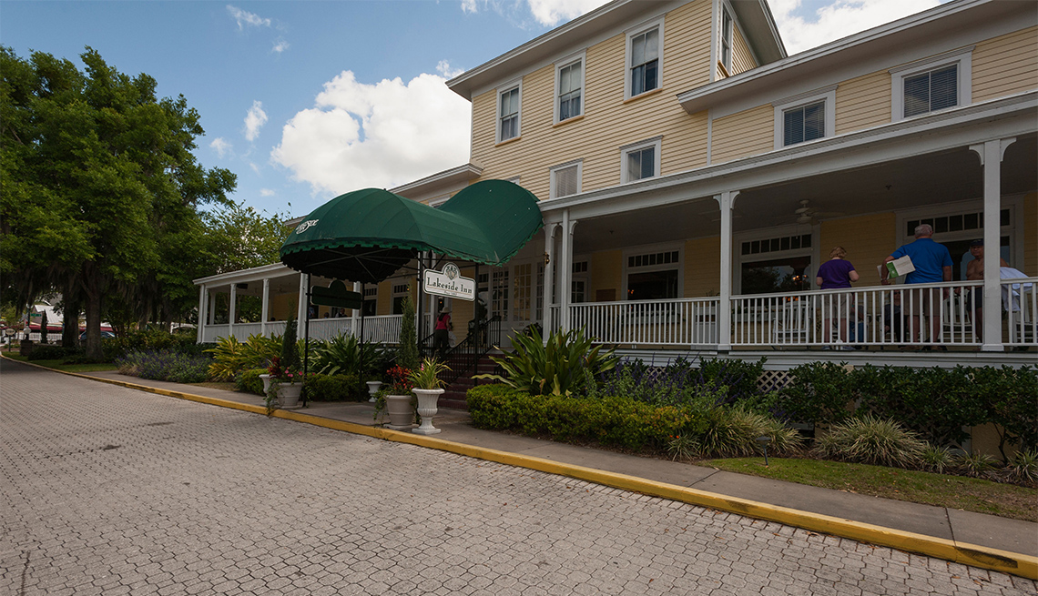 item 7 of Gallery image - Florida's most historic hotel built in 1883 the Lakeside Inn 
