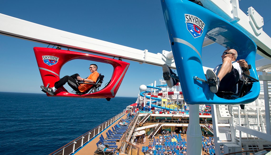 10-atracciones-emocionantes-en-los-cruceros