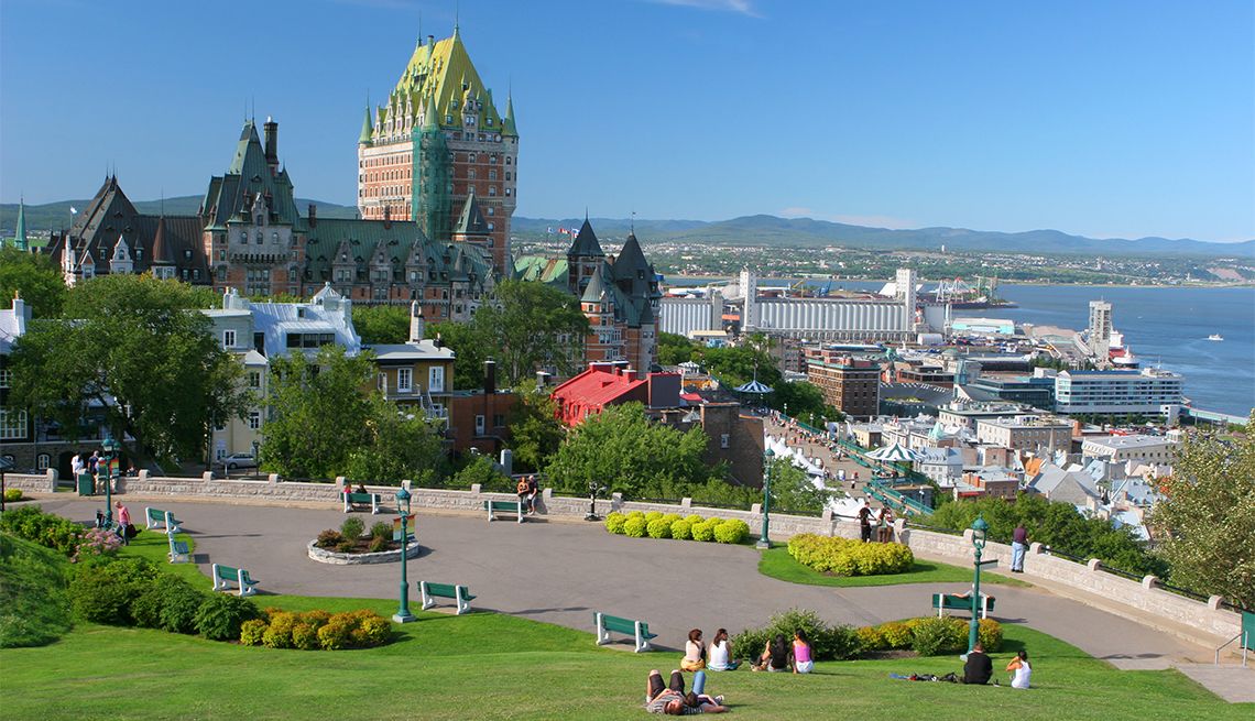 item 12 of Gallery image - aerial view of Quebec City