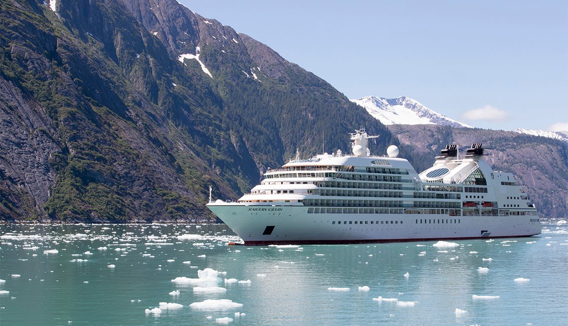3 Luxury Alaska Cruises