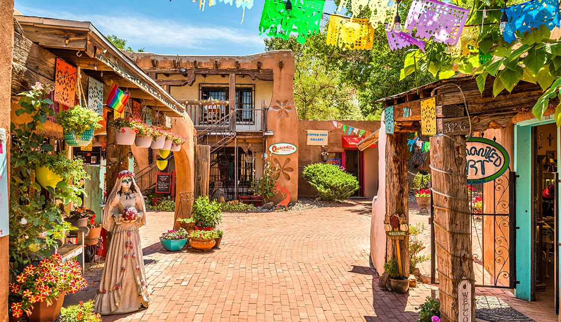 Old Town shops and restaurants in historic Albuquerque