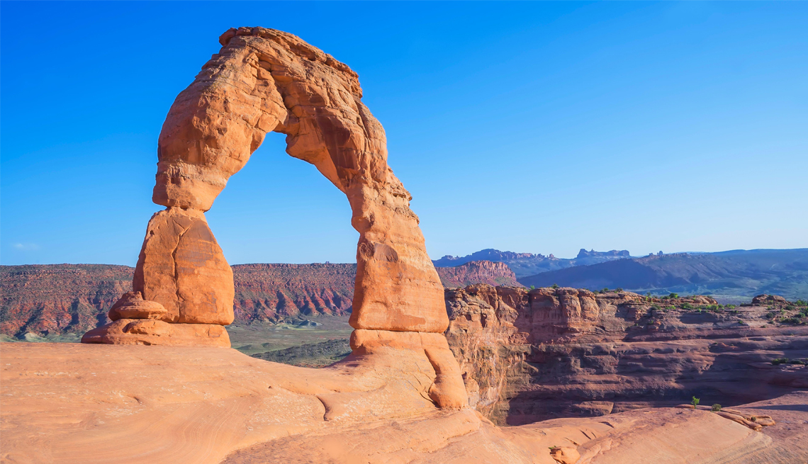 delicate arch in great arches national park in utah
