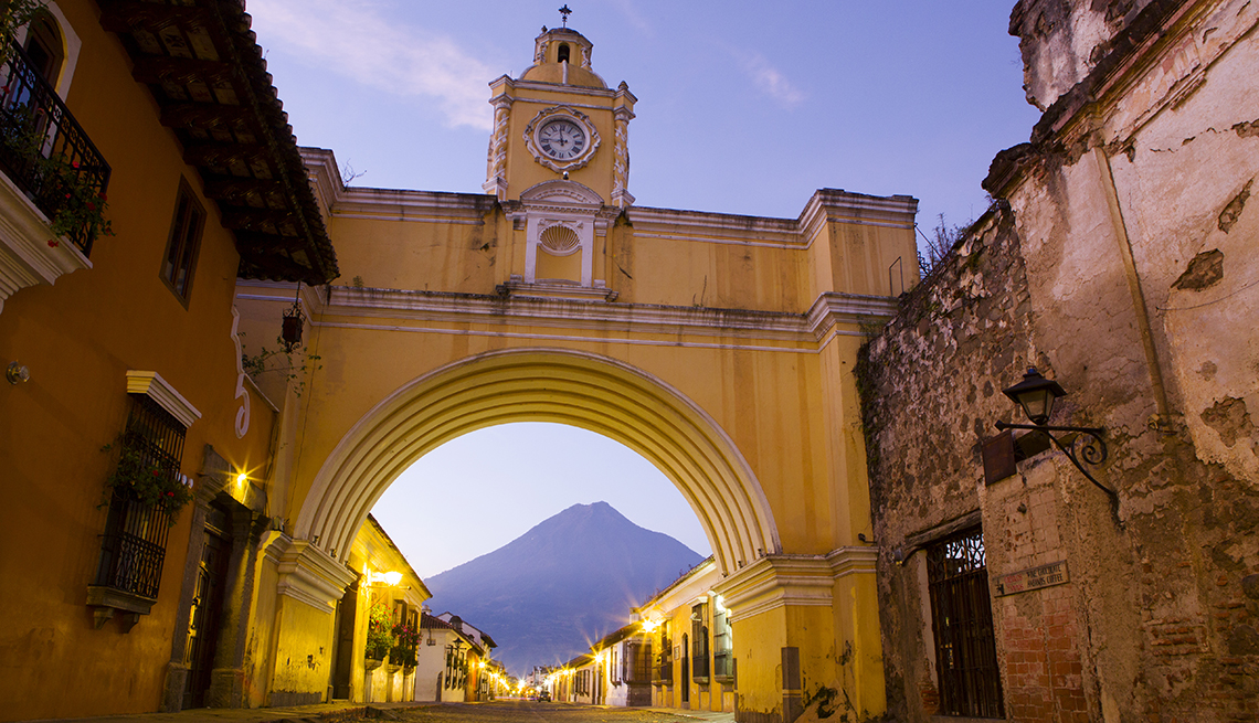 Antigua, Guatemala - De viaje por los países más felices de América Latina