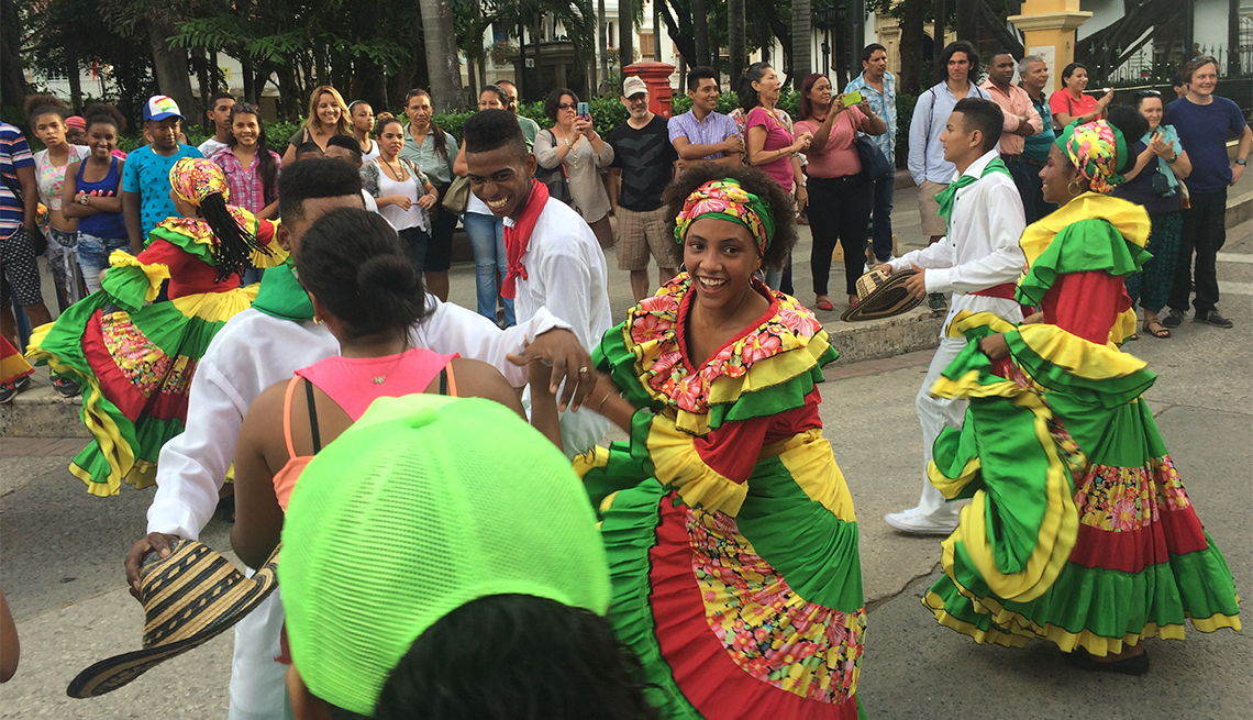 Colombia: colonial, moderna y tradicional