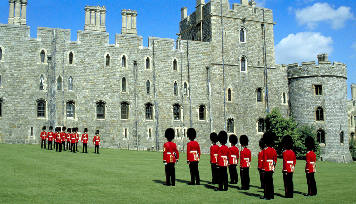 Cambio de guardia, castillo de Windsor, Berkshire, Inglaterra.