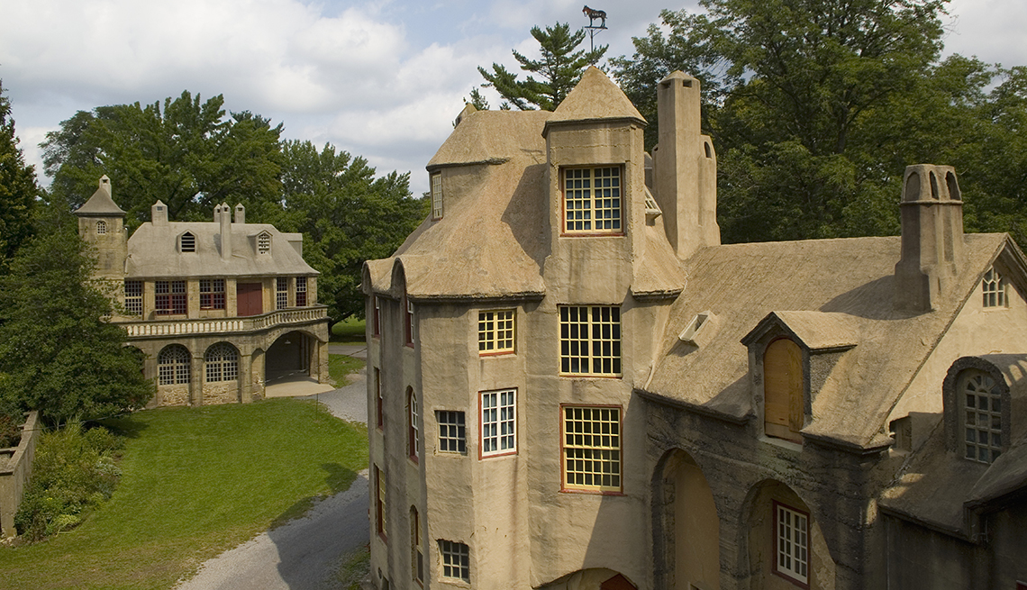 Fonthill House, Rooftops, Windows, 10 Must-See American Castles
