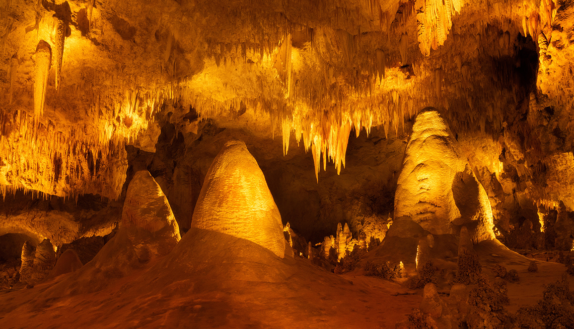 Interior de una cueva en el Parque Nacional de las Cavernas de Carlsbad en Nuevo México