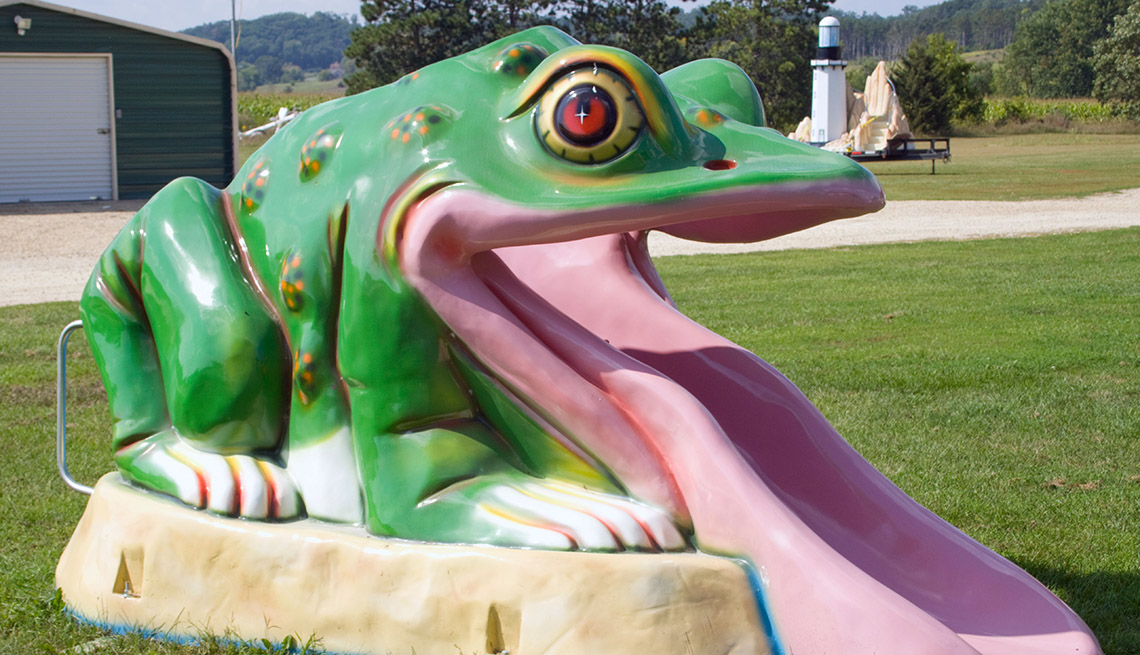 Fiberglass Statue Of A Frog At The Fast Mold Yard, Strange Destinations