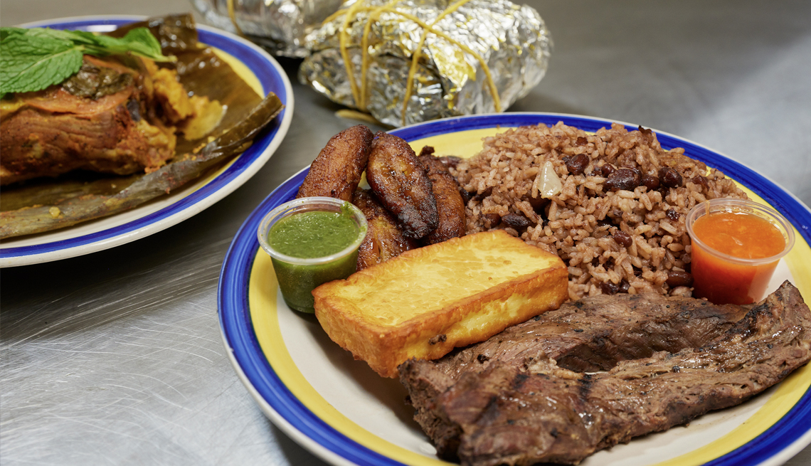 plates of nicaraguan food from miami