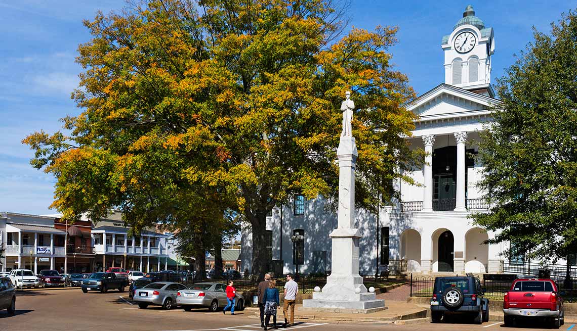 10 Great Places to Live and Learn - Oxford, Miss.