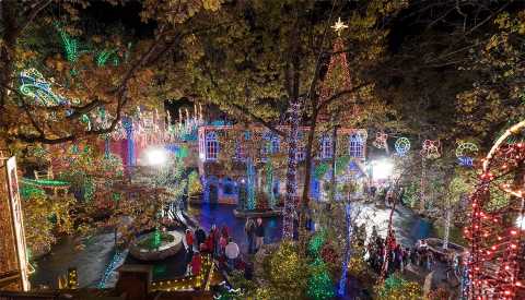 Holiday lights at Silver Dollar City