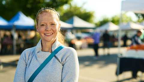 Erika Murdoch at farmer's market