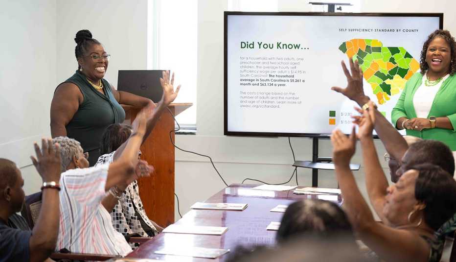 Natosha Hayward and Stephanie McGuire at SC Thrive