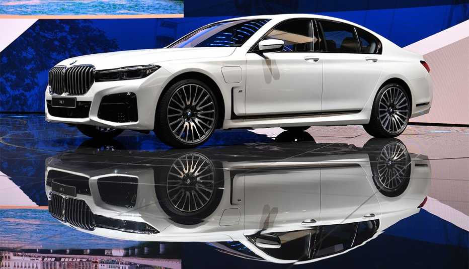 A BMW 7 Series