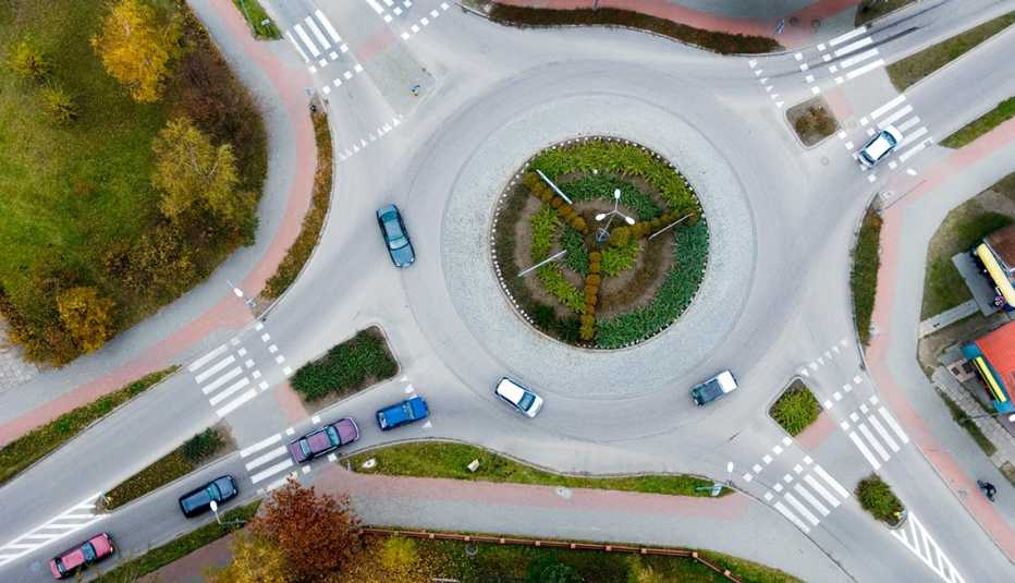 view of a roundabout