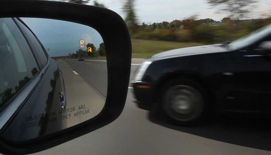 blind spot detection monitor blind spot detection monitor