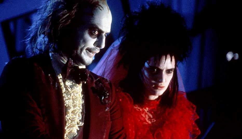 Michael Keaton as Beetlejuice and Winona Ryder as Lydia Deetz in Beetlejuice movie wedding scene