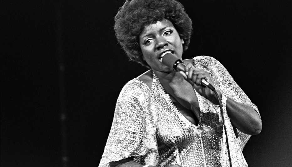 Disco singer Gloria Gaynor performs a song on December 13, 1975, in Hollywood, California.
