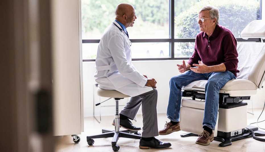 Doctor patient consult Doctor patient consult
