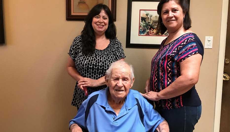 Elias Contreras with her daughter, Ana, and her niece, Teresa