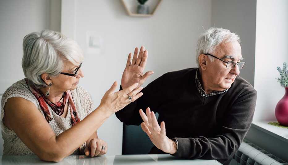 couple arguing