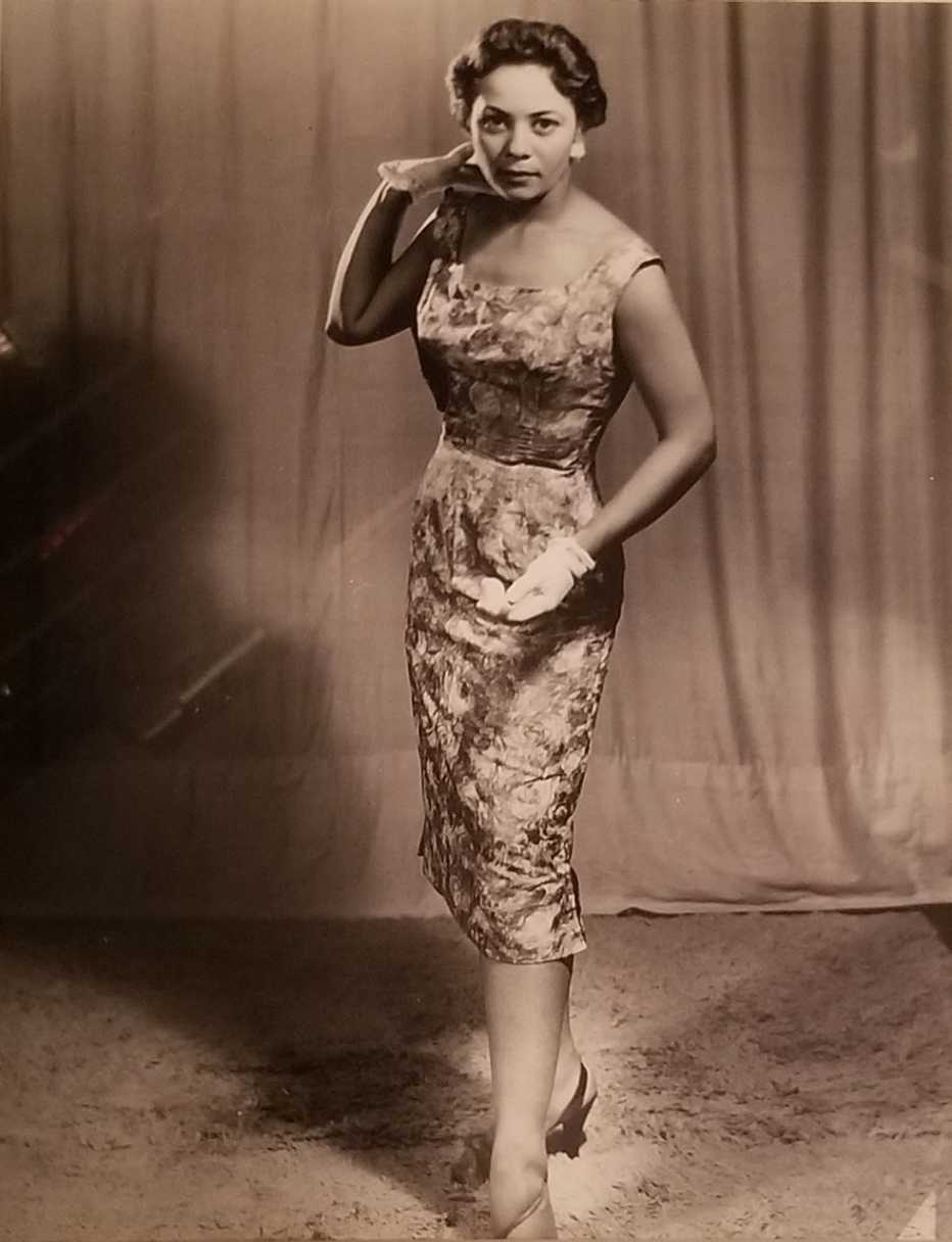 Nina brown modeling in her 20s Nina brown modeling in her 20s