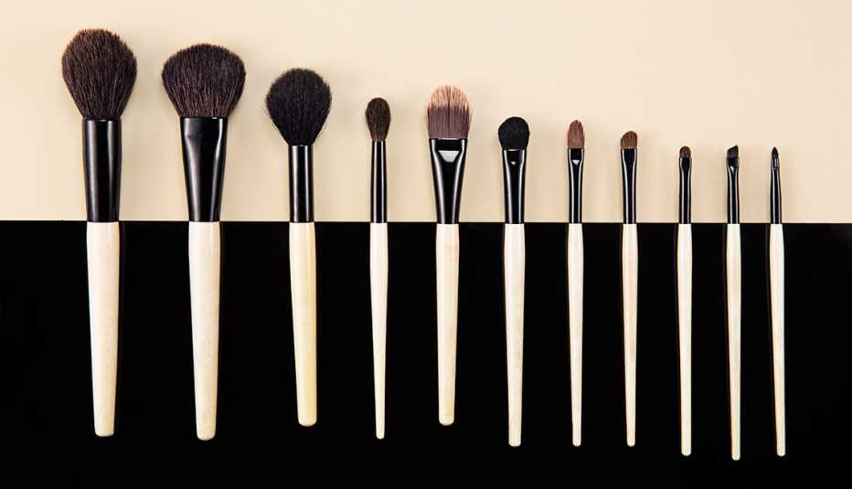Lois Joy Johnson: Only Beauty Tools You Need 